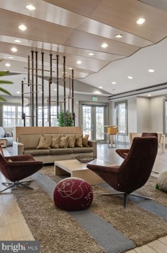 7722 Hollins Chapel Ct, Glen Burnie MD 21060-8396 exterior