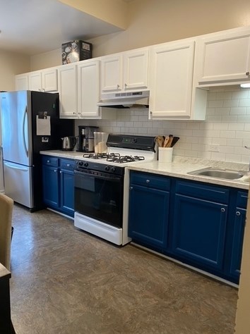 3849 Huron St, Chicago, IL 60623-1133