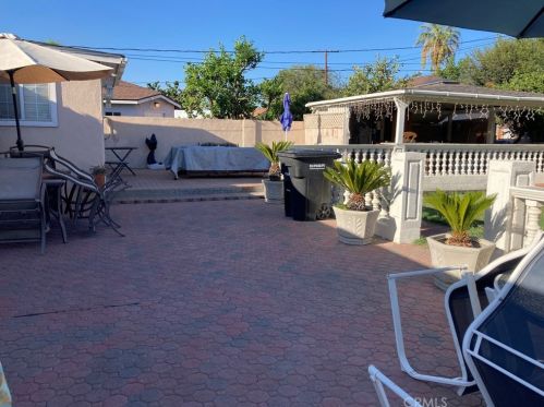 13928 Gardenland Ave, Bellflower CA 90706-6819 exterior