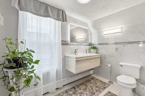 48 Trowbridge Circuit, Worcester MA 01603-2223 exterior