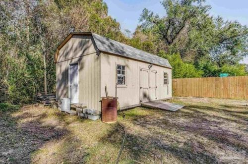 3906 Jarrett St, Milton FL  32571-2426 exterior