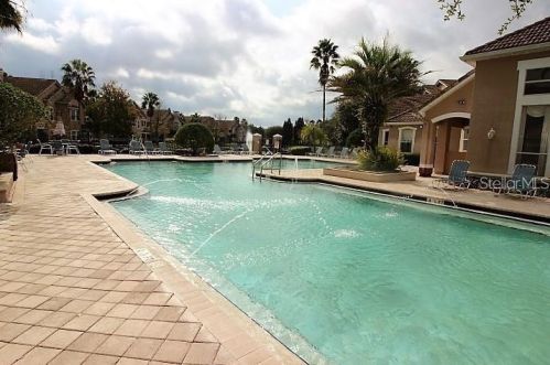 17905 Villa Creek Dr, Tampa FL 33647-2579 exterior