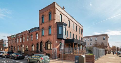 2337 13 St, Philadelphia PA 19123-0024 exterior