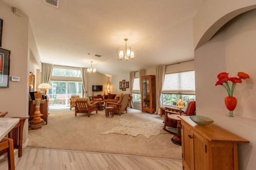 10006 Bridgeton Dr, Tampa FL  33626-1840 exterior