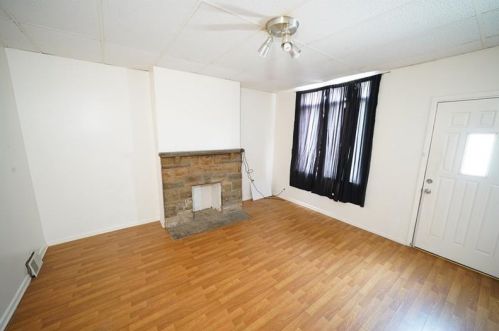 514 Bauerlein St, Pittsburgh, PA 15209-2302