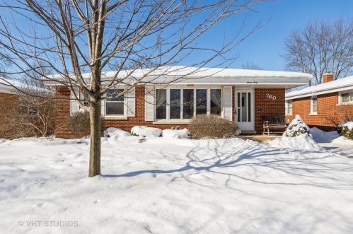 760 Berkley Ave, Elmhurst, IL 60126-4701