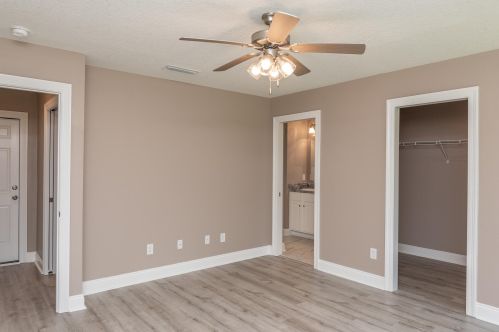 6917 Datura St, Milton FL 32570-3242 exterior