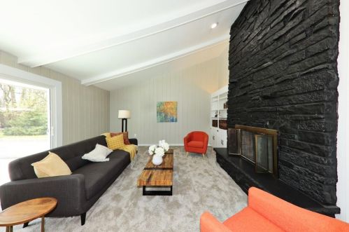 4445 Upham Ave, Milwaukee WI  53220-5122 exterior