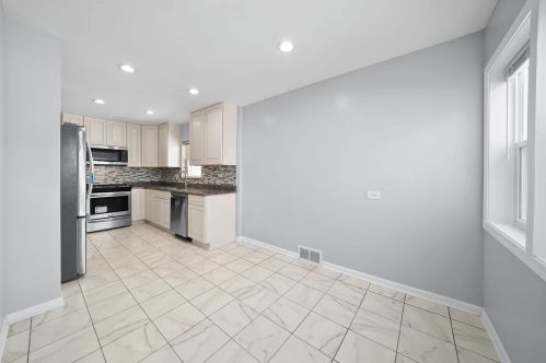 6538 Foster Ave, Chicago IL  60656-2245 exterior