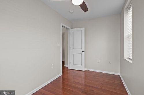 3131 Edgemont St, Philadelphia PA 19134-5015 exterior