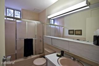 1407 Commonwealth Ave, Boston MA  02135-6203 exterior