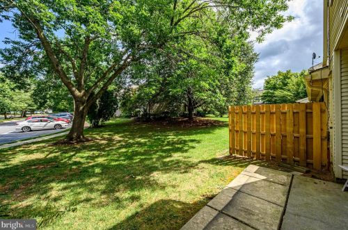 2 Drewes Ct, Trenton NJ 08648-2627 exterior