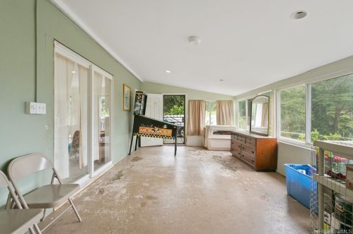 3476 Kalihi St, Honolulu, HI 96819-3078