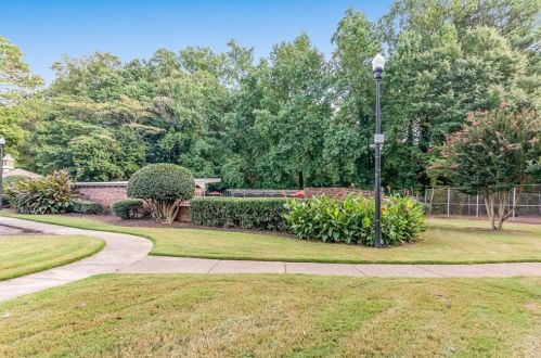 3079 Colonial Way, Atlanta GA  30341-5327 exterior