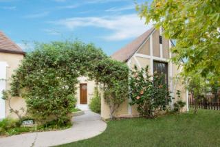 6203 Del Valle, Los Angeles CA  90048-5305 exterior