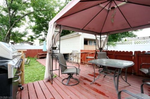 21 May St, Paterson NJ 07506-2637 exterior