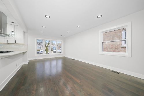 7521 Olcott Ave, Chicago IL  60631-4371 exterior