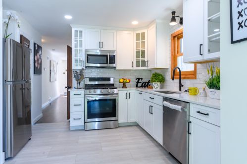 2631 71, Milwaukee WI 53219-2512 exterior