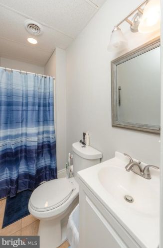 113 Walnut St, Lancaster PA 17602-2451 exterior