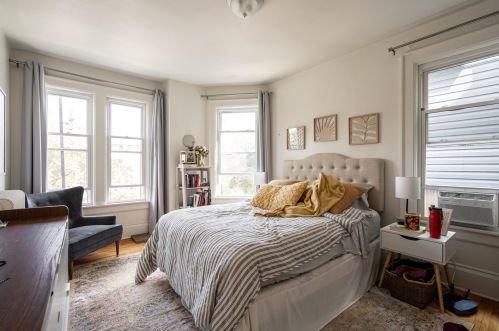 2519 Murray Ave, Milwaukee WI  53211-3918 exterior