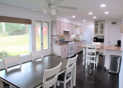 1571 Brookside Rd, Mountainside NJ  07092-1601 exterior