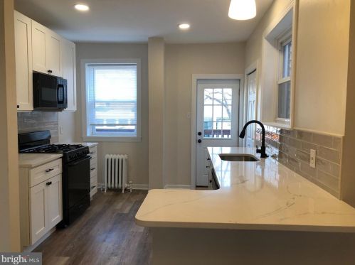 437 Godfrey Ave, Philadelphia PA 19126-3834 exterior