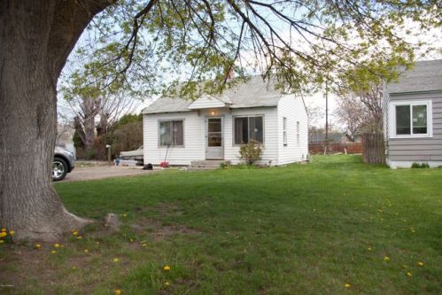 405 9 St, Yakima WA  98901-3036 exterior