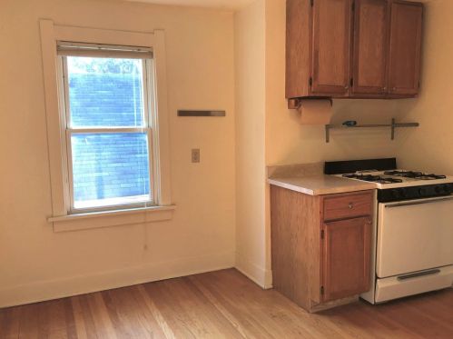 3221 Milwaukee St, Madison WI 53714-2117 exterior