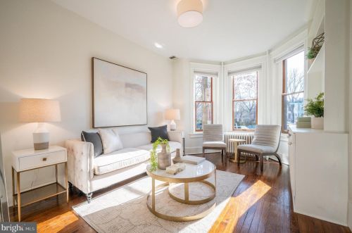 1302 Massachusetts Ave, Washington DC 20019-2941 exterior