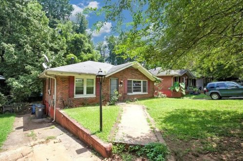 2982 Harlan Dr, Atlanta, GA 30344-3706
