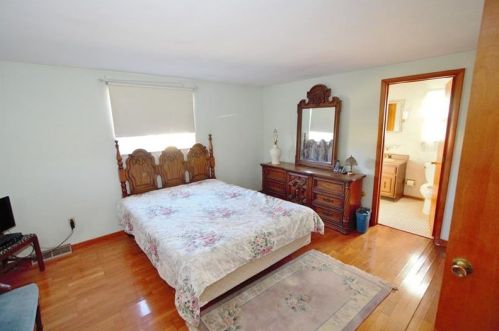 6830 Ridgevue Dr, Pittsburgh PA 15236-3644 exterior