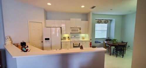 689 Treasure Cv, Fort Pierce FL 34986-3438 exterior