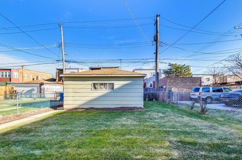 7443 Merrill Ave, Chicago IL  60649-3210 exterior