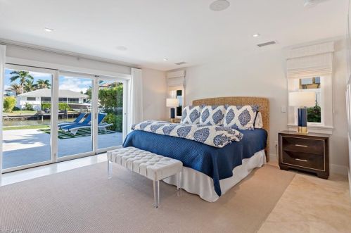 253 Conners Ave, Naples FL 34108-2124 exterior