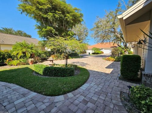 6516 Ilex Cir, Naples FL 34109-6855 exterior