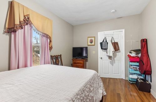 48 Trowbridge Circuit, Worcester MA 01603-2223 exterior