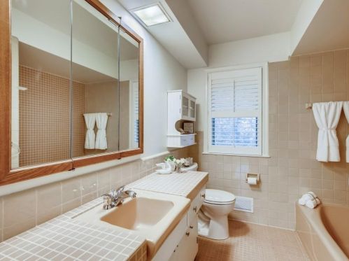 737 Amber Dr, Saint Paul MN 55122-2059 exterior