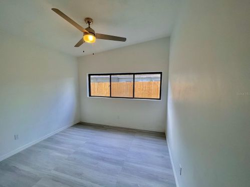 527 Broxburn Ave, Tampa FL  33617-7823 exterior