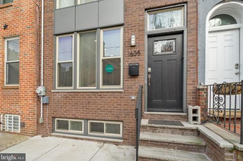 1605 18th St, Philadelphia PA  19145-1402 exterior