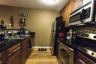 4402 Freestone Ln, Baltimore, MD 21236-5662