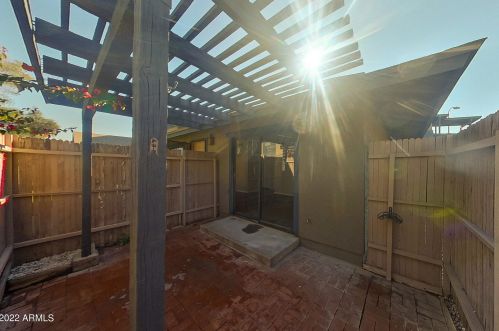 286 Palomino Dr, Chandler AZ  85225-3464 exterior