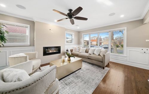 9701 Ln Salle St, Chicago IL 60628-1331 exterior