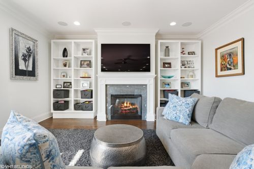 3550 Hoyne Ave, Chicago IL 60643-3323 exterior