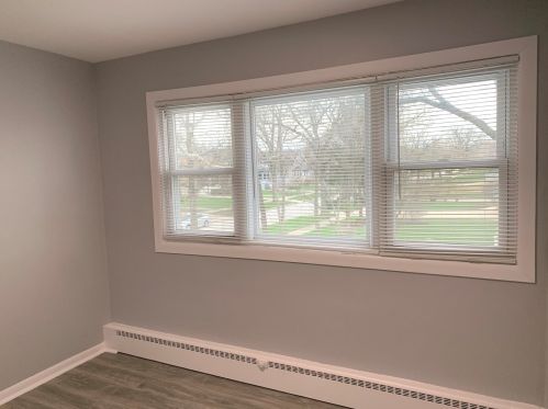 106 Kenmore Ave, Elmhurst IL  60126-3516 exterior