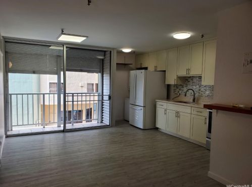 1226 Alexander St, Honolulu HI  96826-1238 exterior