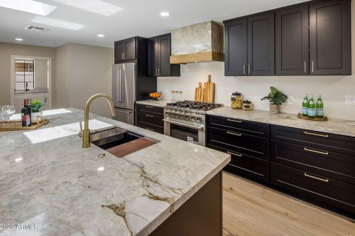 2447 39th Pl, Phoenix AZ  85008-2239 exterior