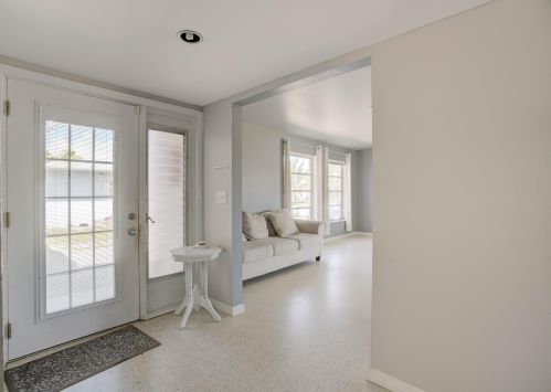 140 Lobster Rd, Fort Pierce, FL 34983-1718