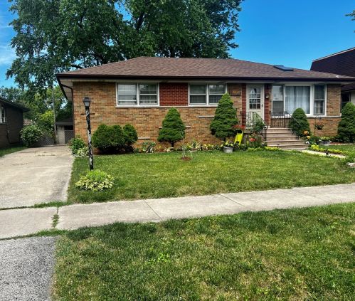 10828 Rutherford Ave, Worth, IL 60482-1514