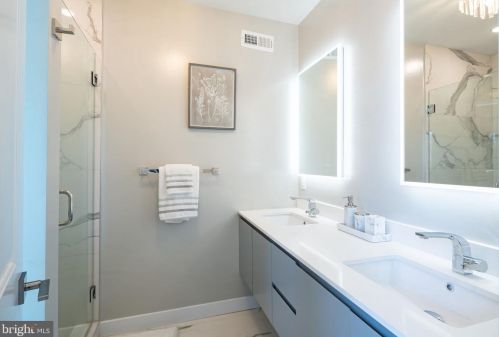 1526 Federal St, Philadelphia PA 19146-3913 exterior