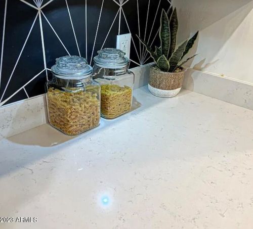 1314 Brill St, Phoenix AZ  85006-2815 exterior